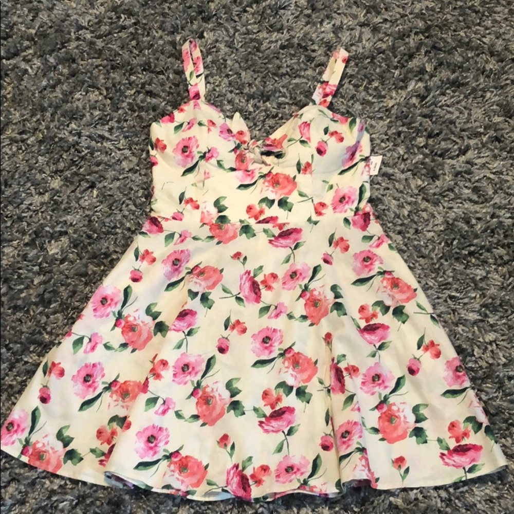 Easter ready !!  Flowers 🌸 flower 🌸 👗